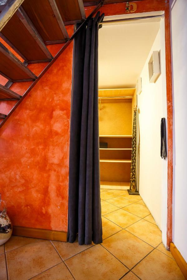טימישוארה Old Square Apartments 3 מראה חיצוני תמונה
