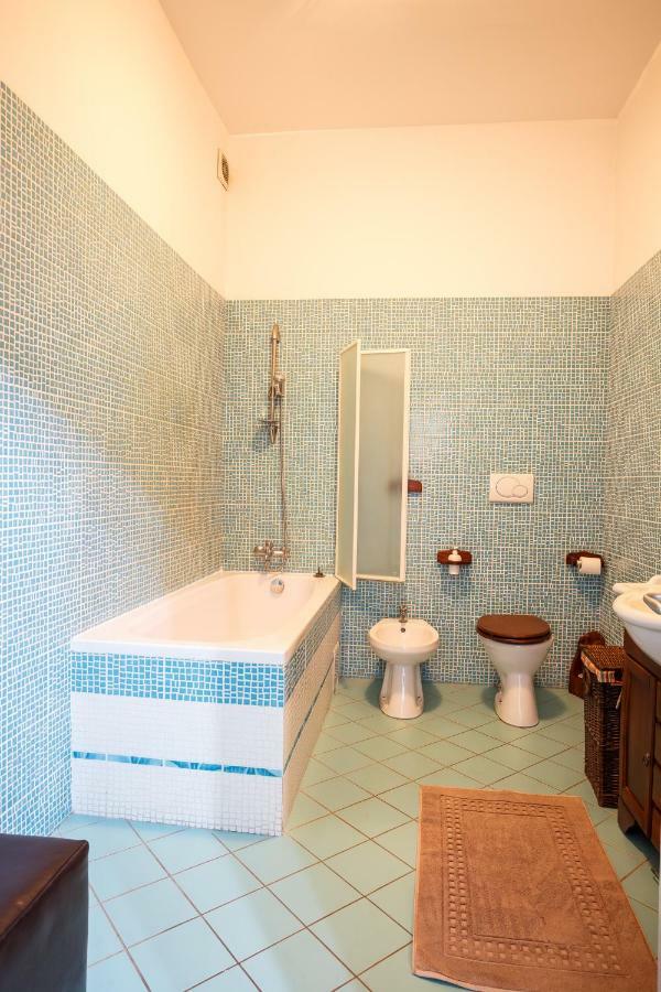 טימישוארה Old Square Apartments 3 מראה חיצוני תמונה